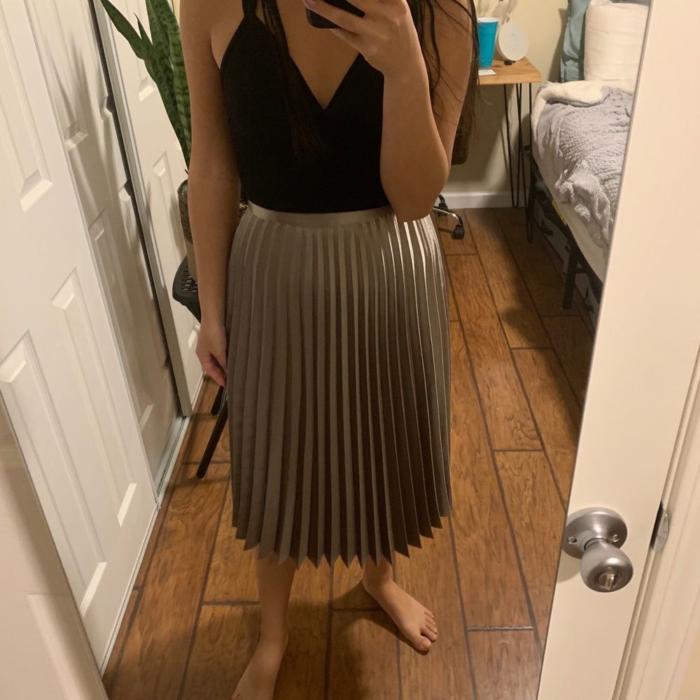Gorgeous banana republic champagne skirt